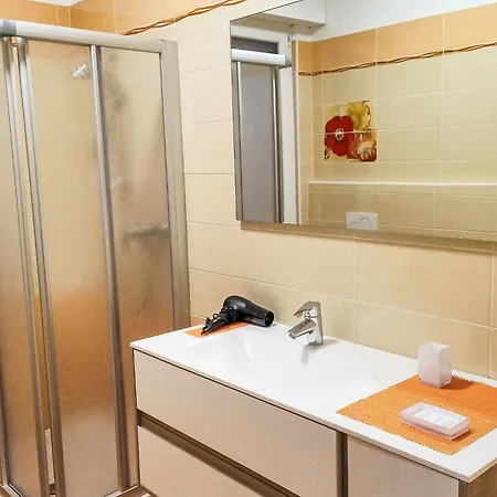 Appartement Casa Kiara Nur 20 Meter Vom By Interhome